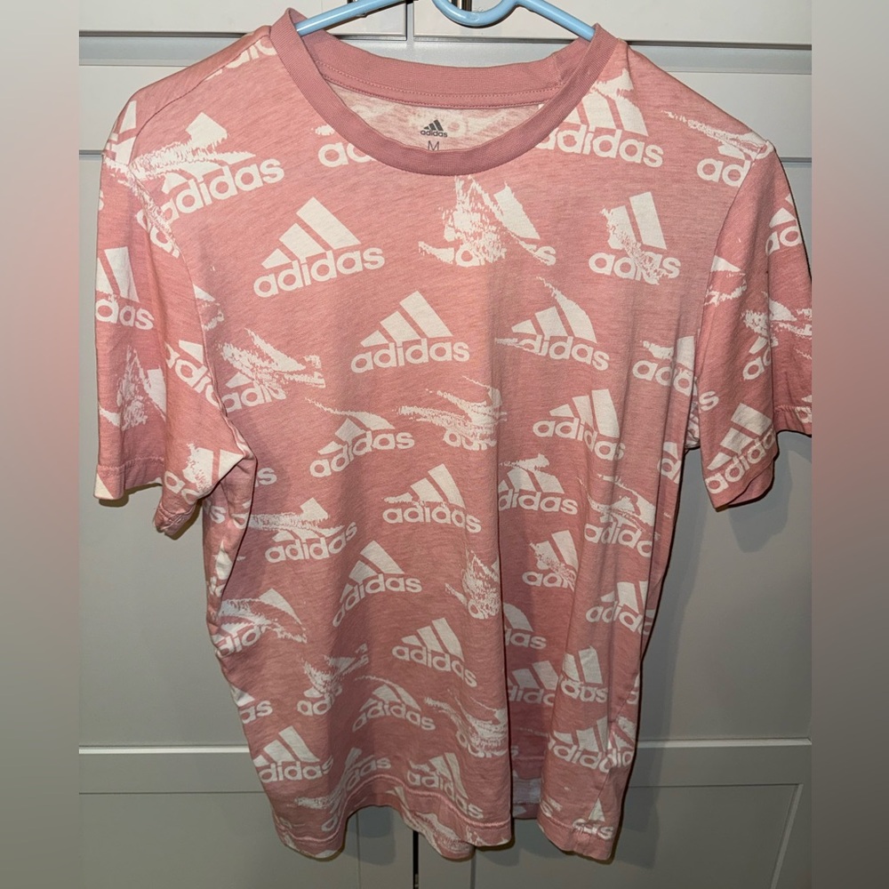Adidas Pink All Over Logo Graphic Tee Shirt | Medium | 💕